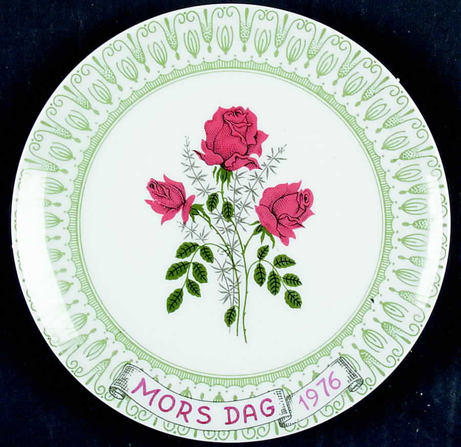 Mothers Day Rose - Boxed by Lund & Clausen-1