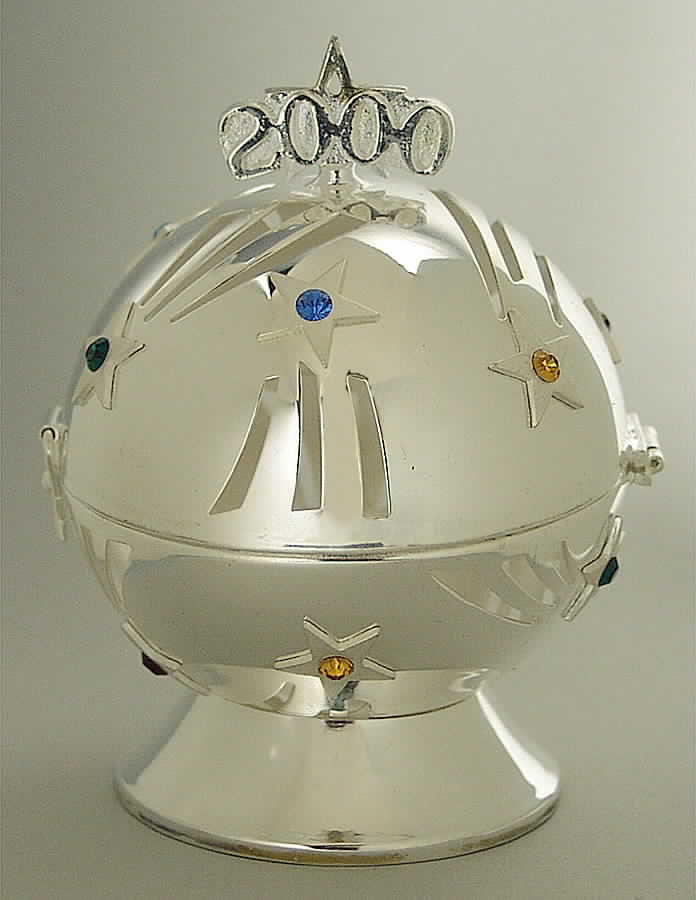 Giving Balls Silver Millennium Ball-Macy's - No Box by Lenox-1
