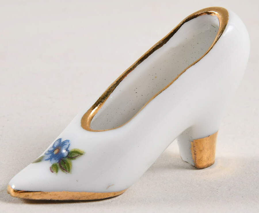 Limoges Miniature Figurines & Giftware Shoe -White - No Box by Limoges-French-1
