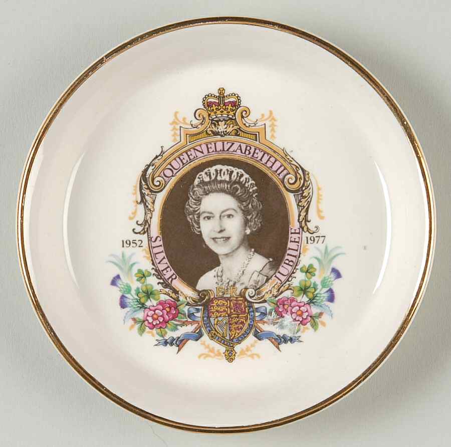 Lord Nelson Pottery Royalty Giftware Elizabeth Ii Silver Jubilee Coaster - No Box by Lord Nelson-1
