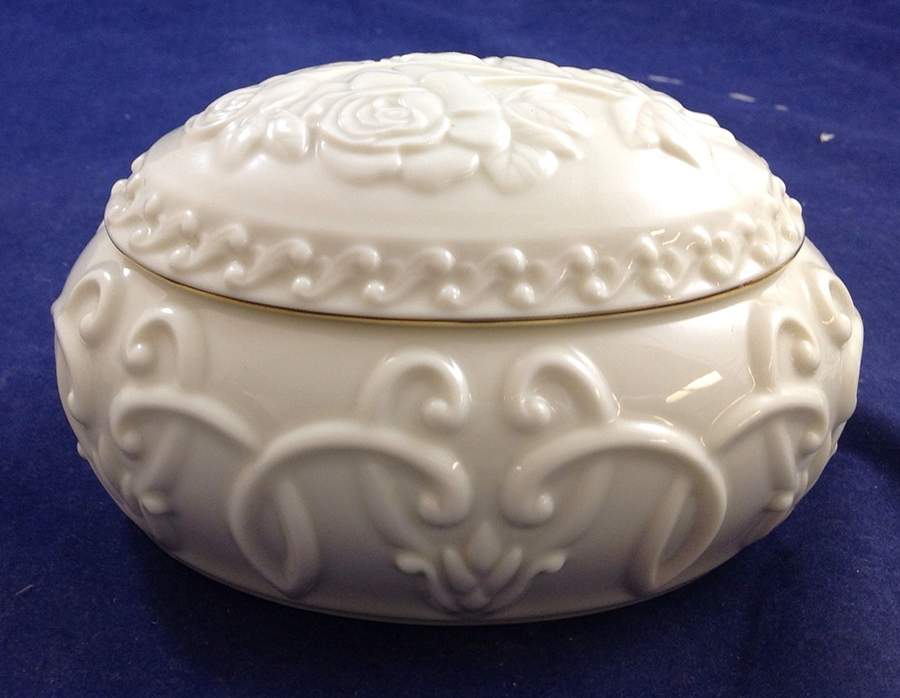 Lenox Music Boxes Oval Box-Beautiful Dreamer - No Box by Lenox-1