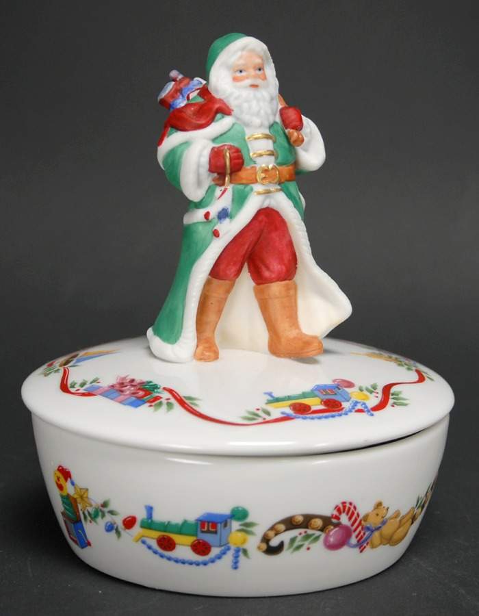 Lenox Music Boxes Victorian Santa - Boxed by Lenox-1