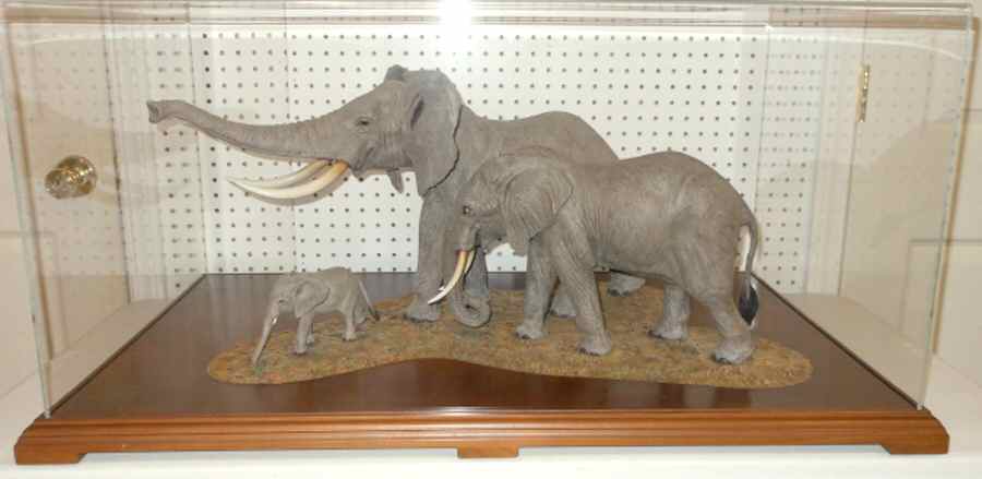 Animals of the World Elephant Family - No Box by Louis Paul Jonas-1