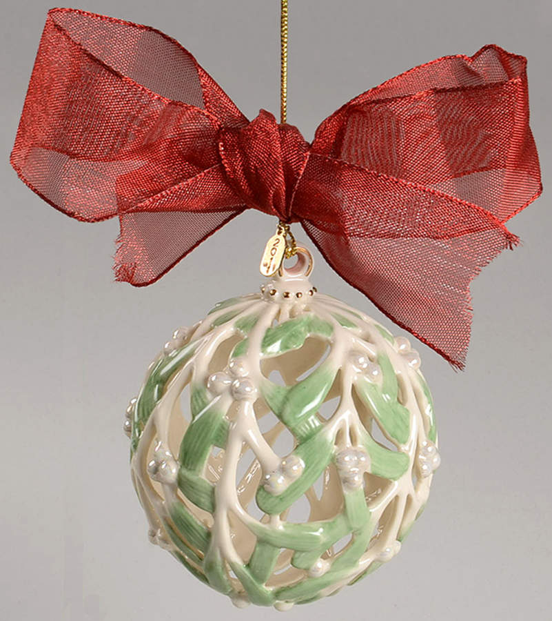 Annual Kissing Ball 2011 Mistletoe - No Box by Lenox-1
