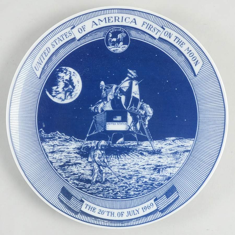 Moon USA First On The Moon - No Box by Lund & Clausen-1