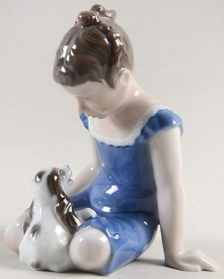Lyngby Figurines Girl With Dog - No Box by Lyngby-1