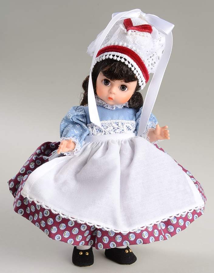 International-8" Doll France - Boxed by Madame Alexander-1