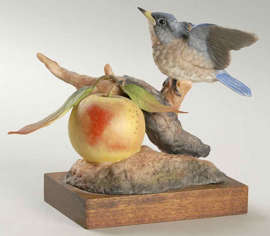 Bird-Porcelain Figurine Eastern Bluebird - No Box by Moussalli-1