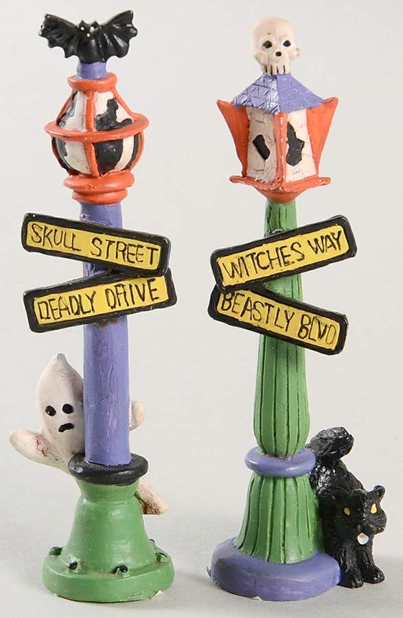 Creepy Hollow Skull Street/Witches Way Signs - No Box by Midwest of Cannon Falls-1