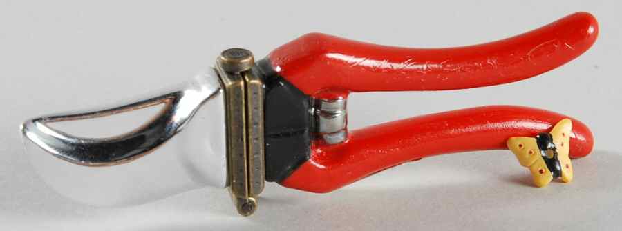 Gardening Pruner W/ Butterfly - No Box by Midwest of Cannon Falls-1