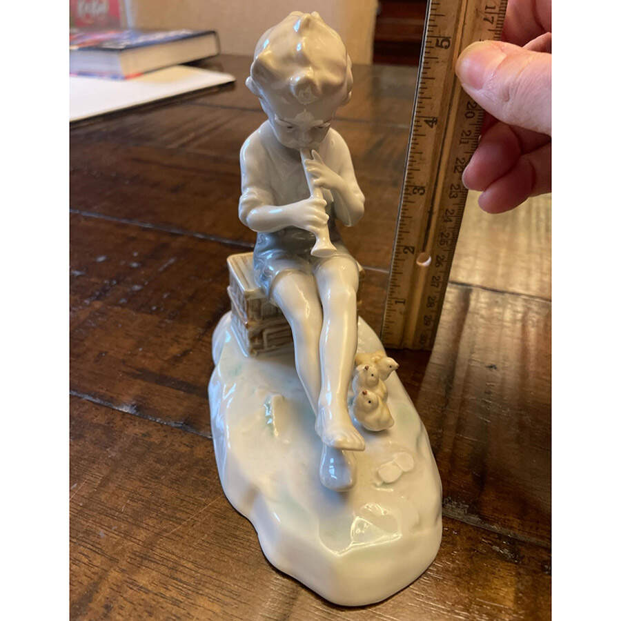 Metzler & Ortloff Figurines Boy Playing Flute - No Box by Metzler & Ortloff-1