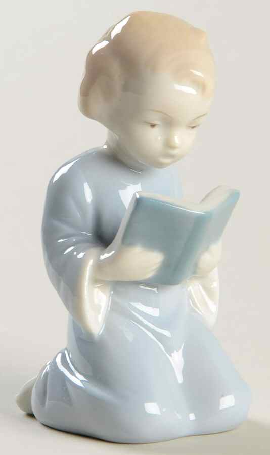 Metzler & Ortloff Figurines Child Kneeling Holding Book - No Box by Metzler & Ortloff-1