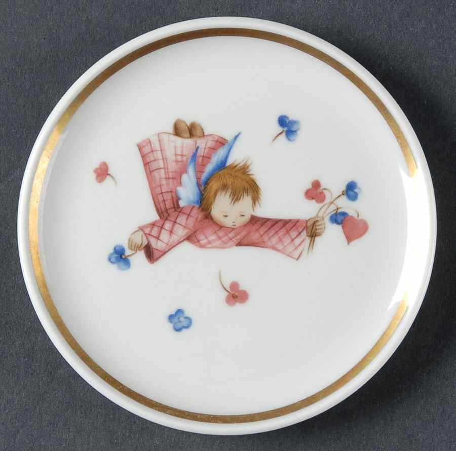 Berta Hummel Museum Miniature Plate Cherub's Gift - No Box by New England-1