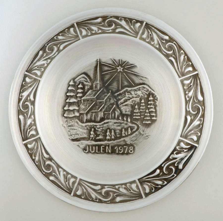 Norwegian Pewter Christmas Plate Christmas Day - No Box by Norwegian Pewter-1