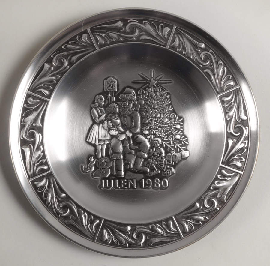 Norwegian Pewter Christmas Plate Christmas 1980 - No Box by Norwegian Pewter-1