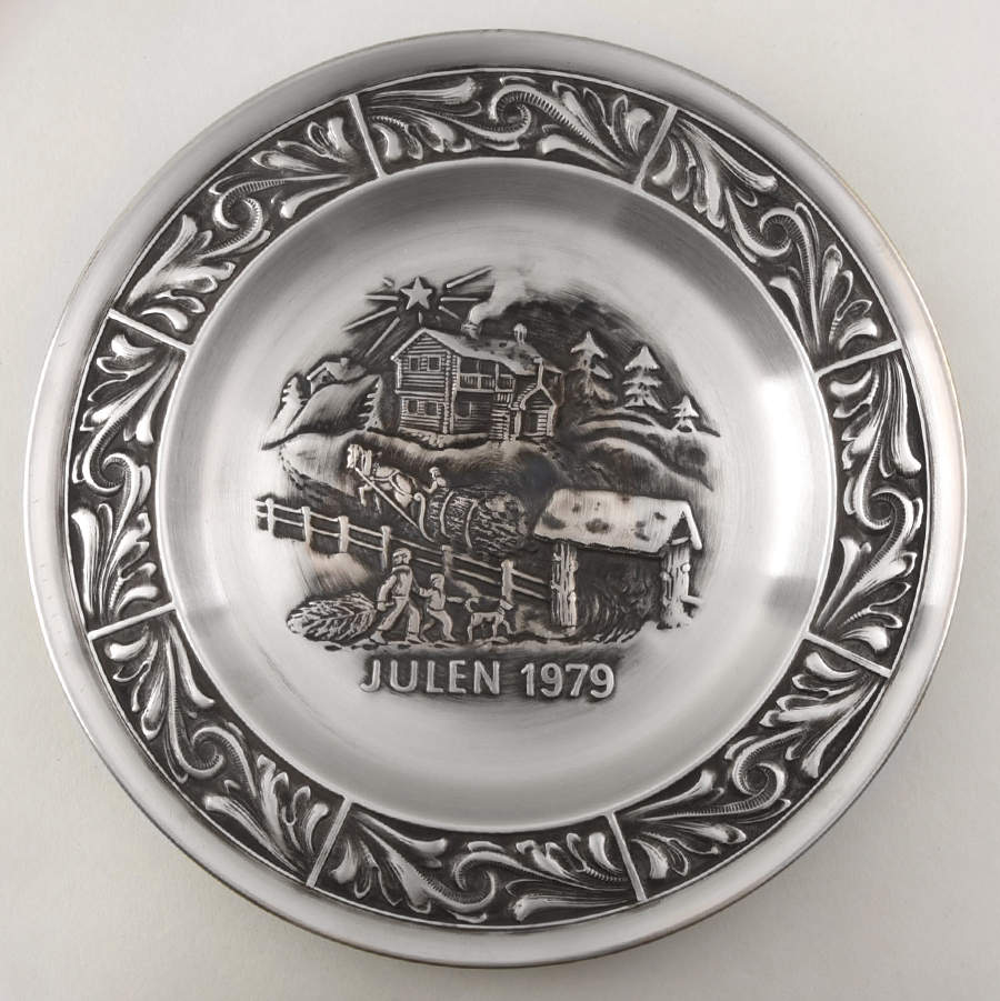 Norwegian Pewter Christmas Plate Christmas 1979 - No Box by Norwegian Pewter-1