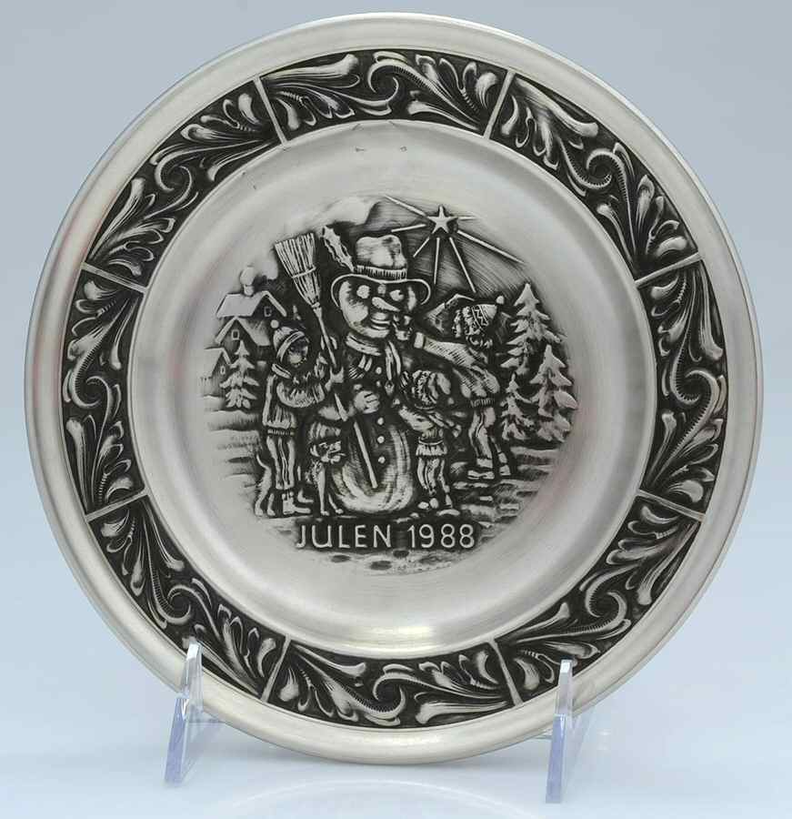 Norwegian Pewter Christmas Plate Christmas 1988 - With Box by Norwegian Pewter-1