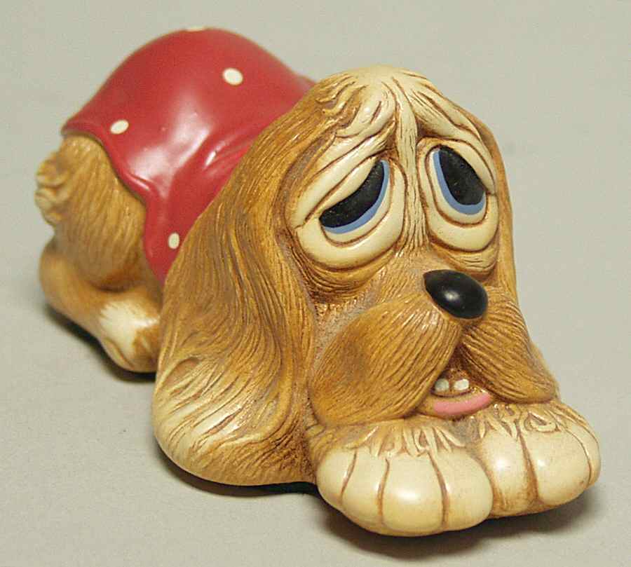 PenDelfin Figurine Pooch-Red Blanket - No Box by PenDelfin-1