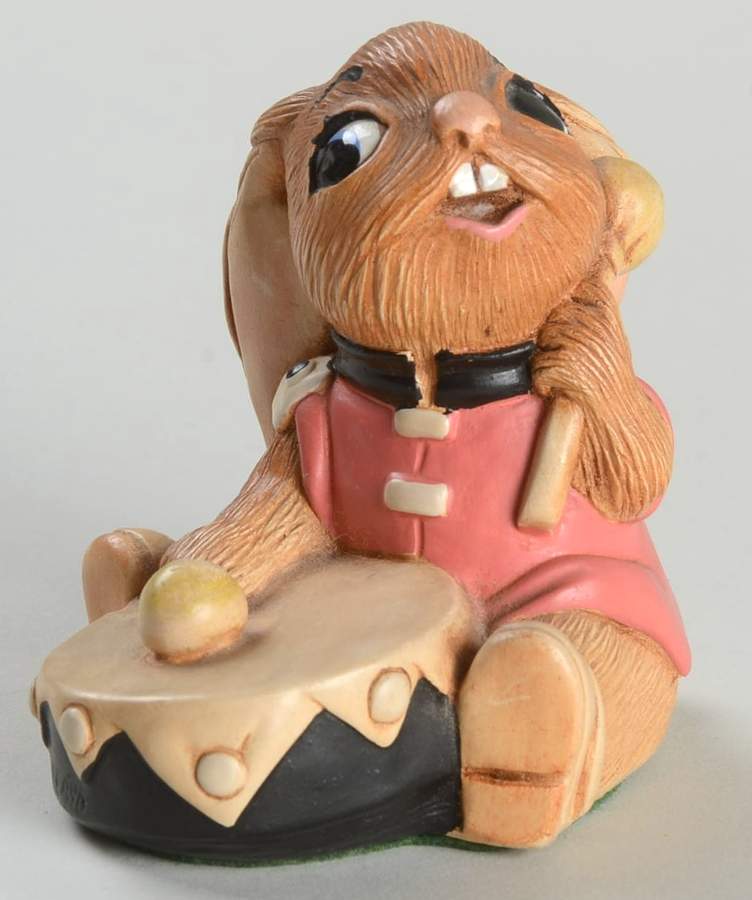 PenDelfin Figurine Bongo-Pink Shirt - No Box by PenDelfin-1