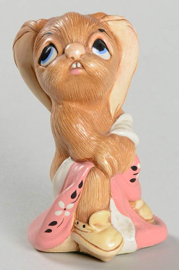 PenDelfin Figurine Totty-Pink Blanket - Boxed by PenDelfin-1