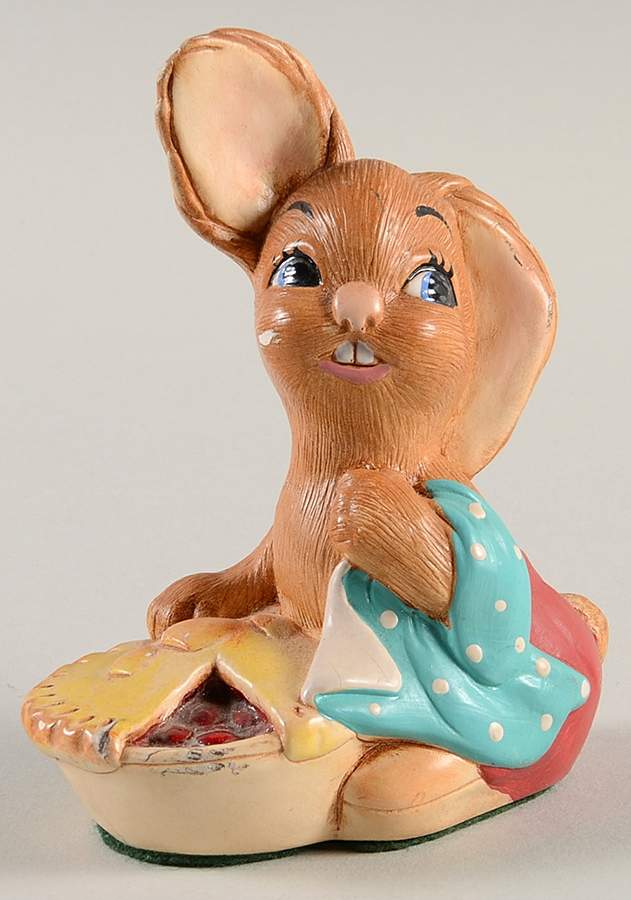 PenDelfin Figurine Pieface-Polka Dots Blanket/Turquoise - No Box by PenDelfin-1