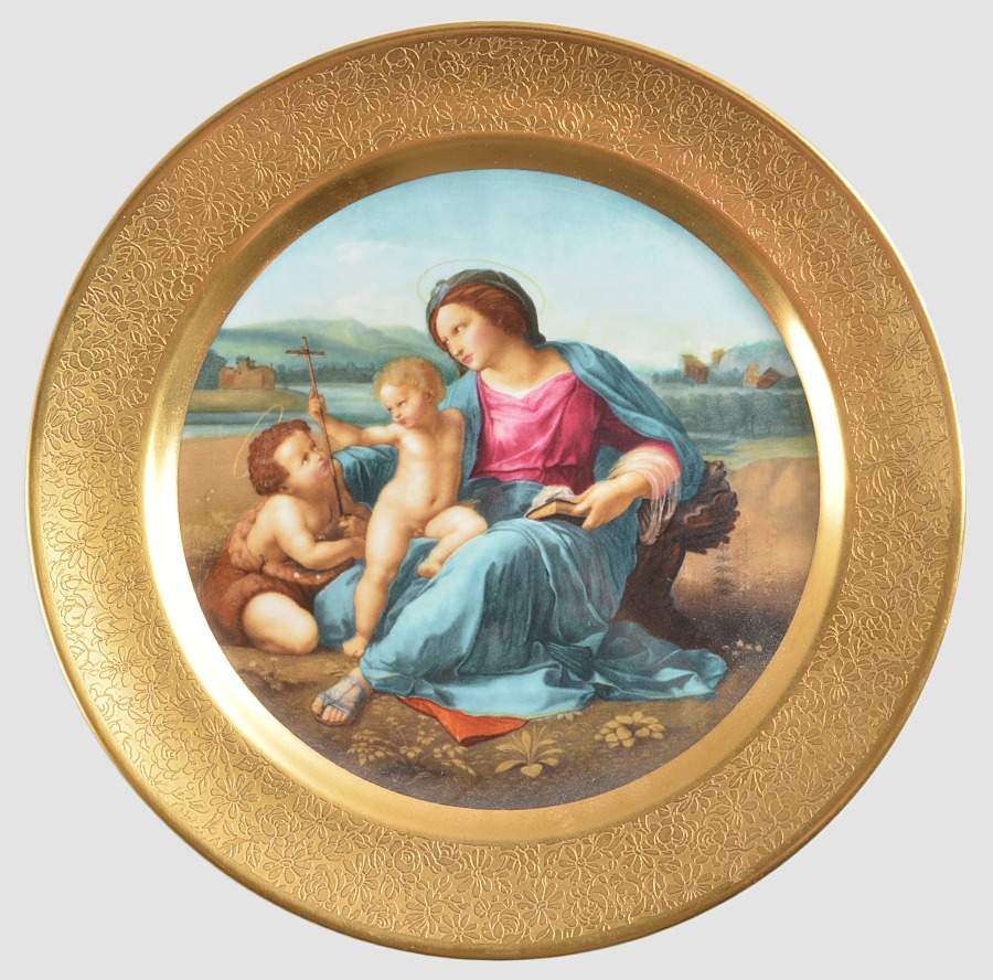 Pickard Christmas Plate Alba Madonna - With Box by Pickard-1