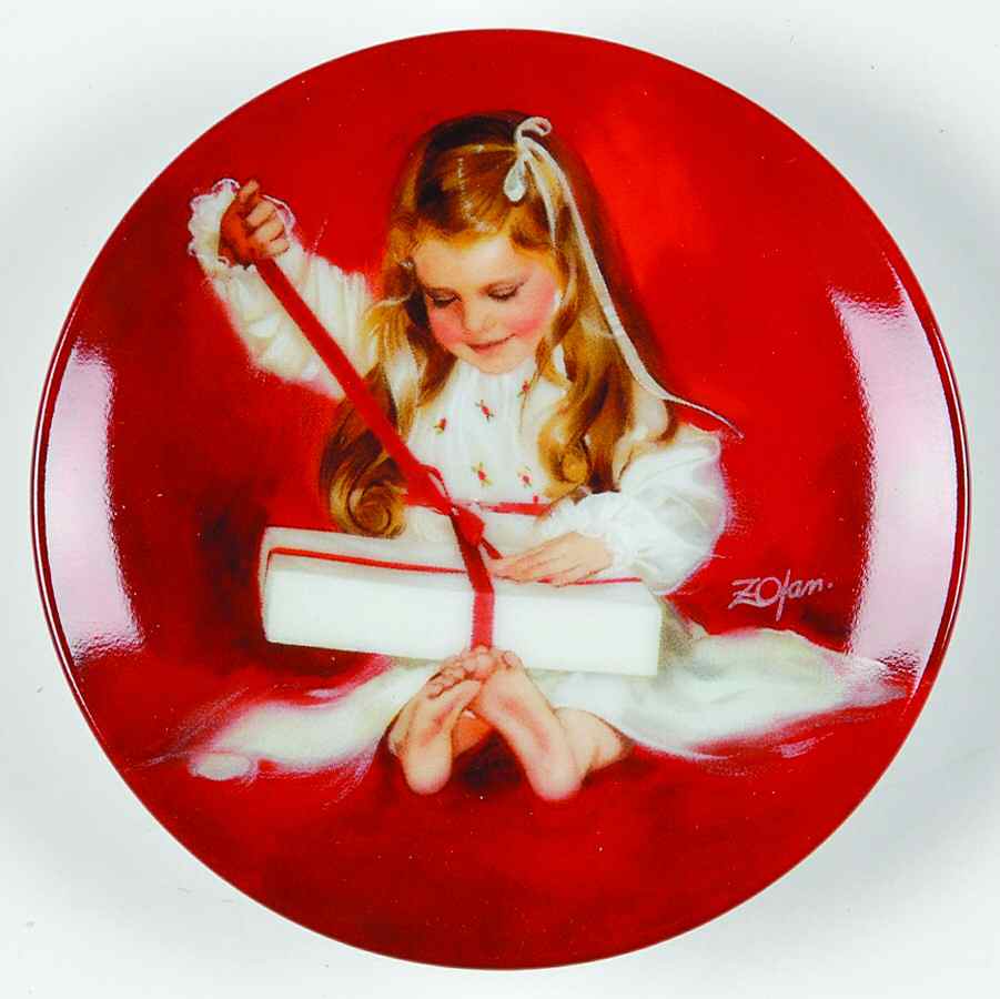 Best of Zolan Miniature Plates A Gift For Laurie - No Box by Pemberton & Oakes-1