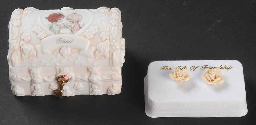 Precious Moments Hopechest-Mini Friend - No Box by Precious Moments-1