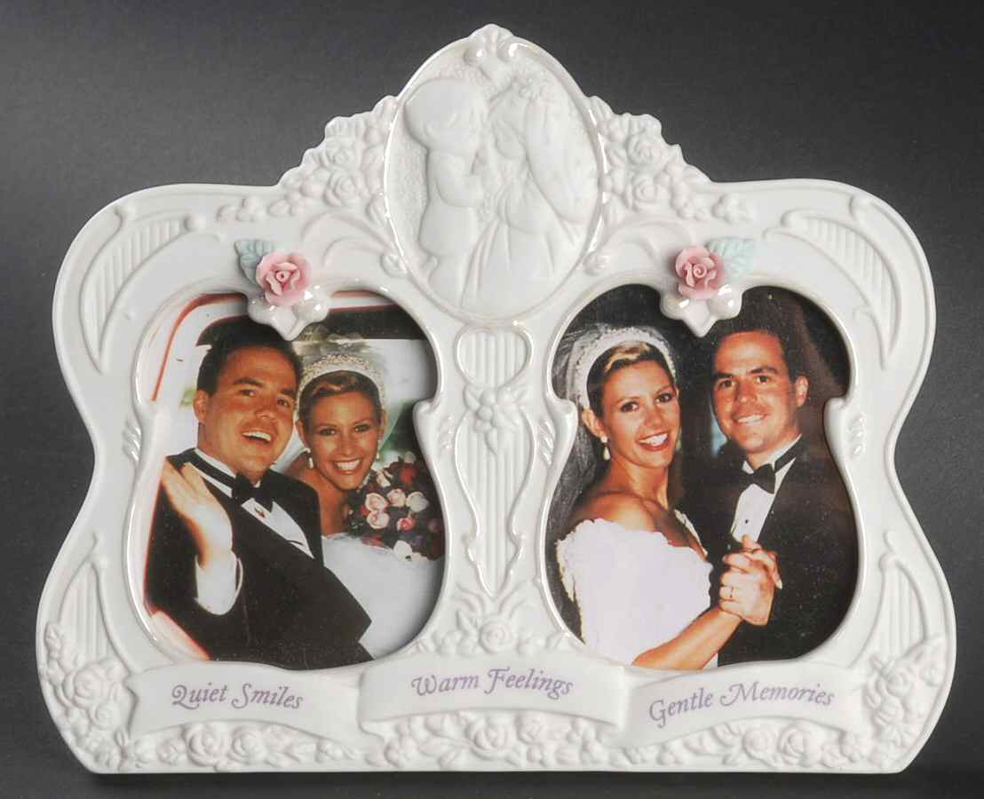 To Have and To Hold Frame-Quiet Smiles Warm Feelings Gentle - No Box by Precious Moments-1