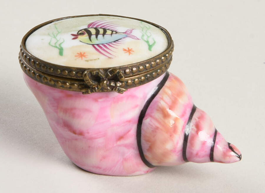 Limoges Boxes Pink Shell - No Box by Parry Vieille-1