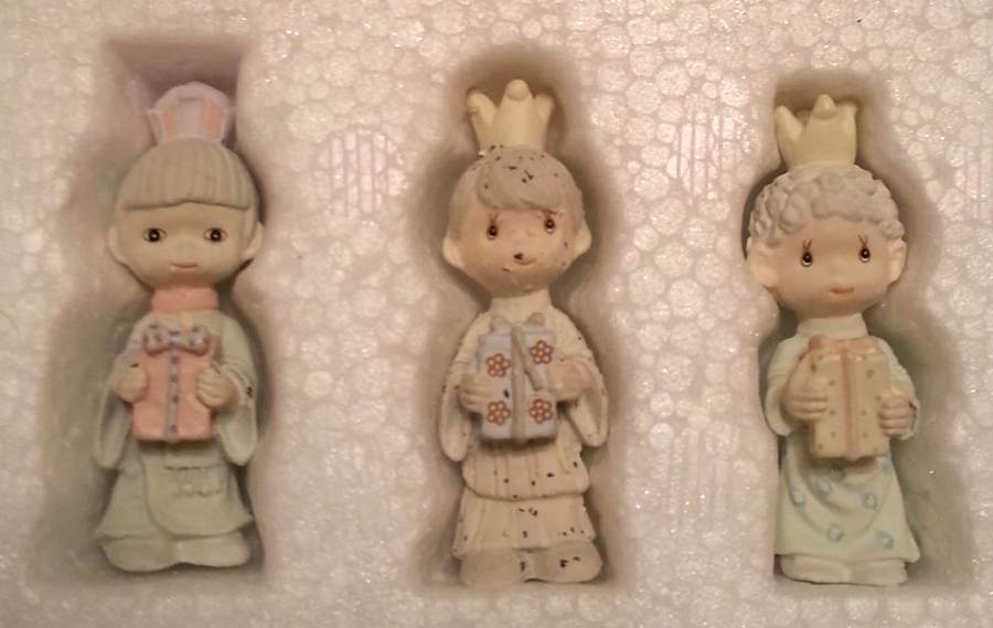 Nativity-Pewter King 1 - No Box by Precious Moments-1
