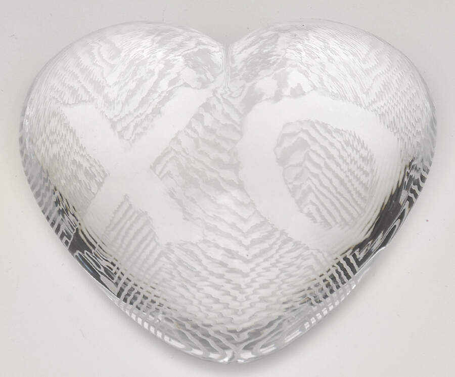 Simon Pearce Paperweights Heart Xo - Boxed by Simon Pearce-1