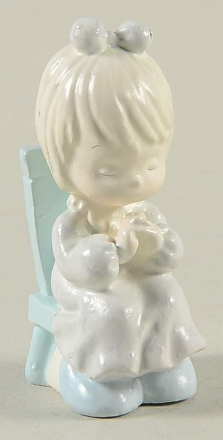 We Gather Together-Pewter Sister Praying - No Box by Precious Moments-1