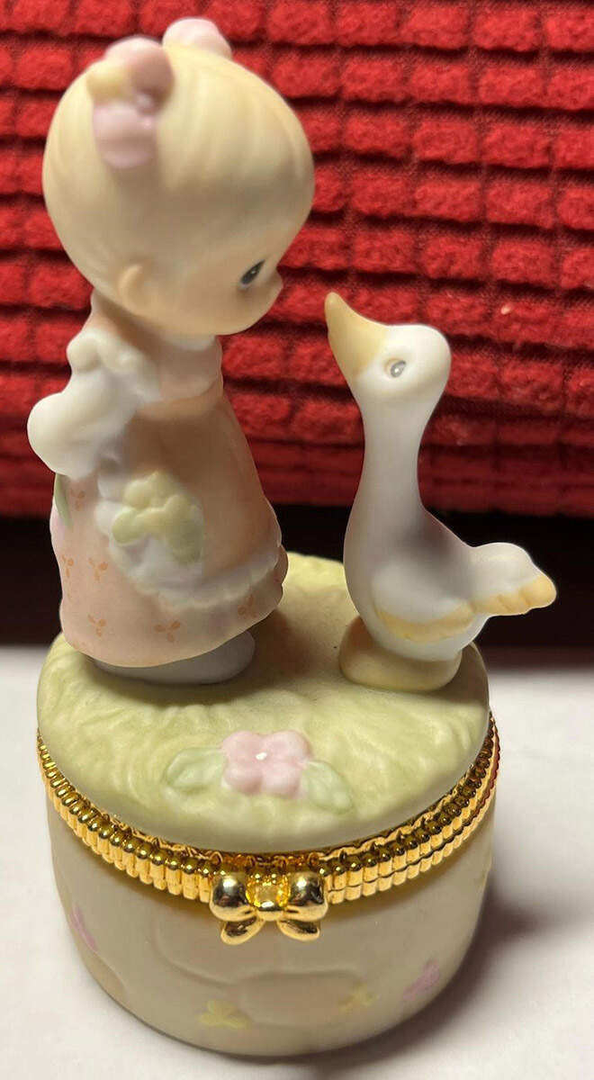 Original 21 Hinged Box Collection Make A Joyful Noise - No Box by Precious Moments-1