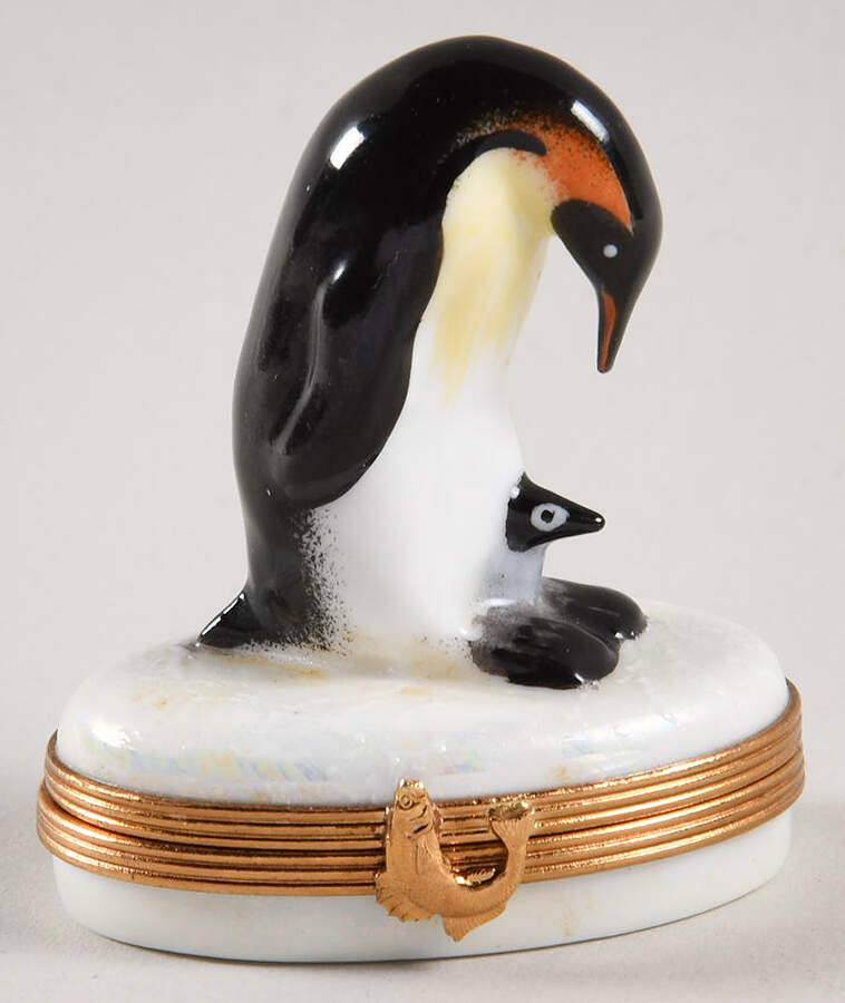 Limoges Boxed, Limited Edition Penguin With Baby - No Box by Pierre Arquie-1