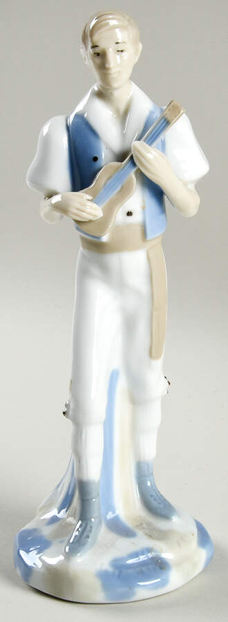 Figurines By Pales Si Young Man With Guitar - No Box by Pales-1