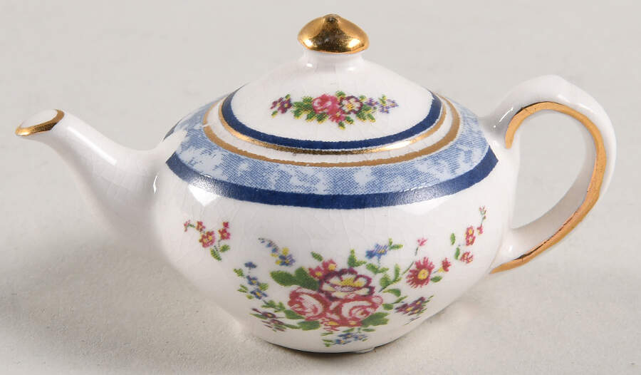 Royal Doulton Miniature Teapots Centennial Rose - With Box by Cardew Design-1