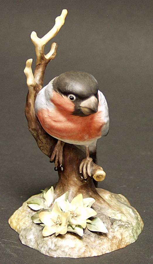 Bird Figurines Bull Finch - No Box by Royal Crown Derby-1