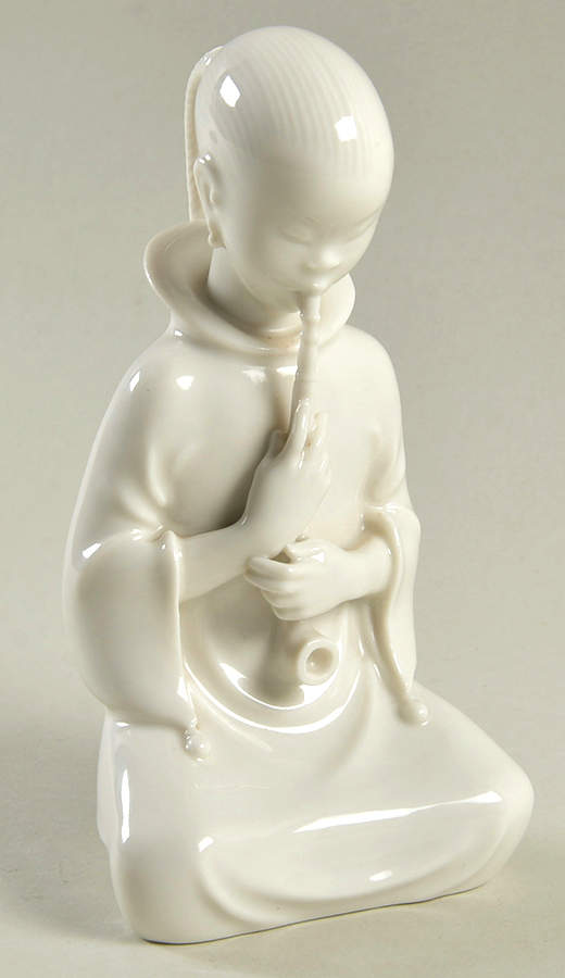 World Life Opium Smoker-White - No Box by Royal Copenhagen-1