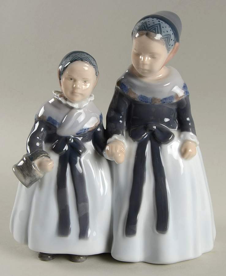 World Life Amager Girls Shopping - No Box by Royal Copenhagen-1