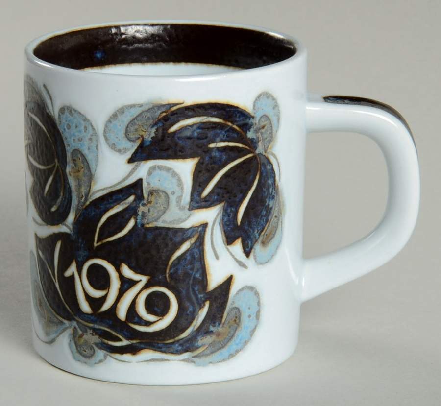Annual Mug-Small 1979 By Ivan Weiss - No Box by Royal Copenhagen-1