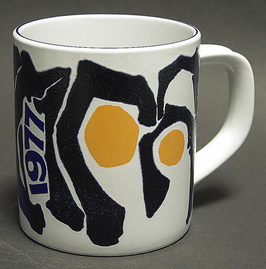 Annual Mug-Large 1977 By Inge Lise Koefoed - Boxed by Royal Copenhagen-1