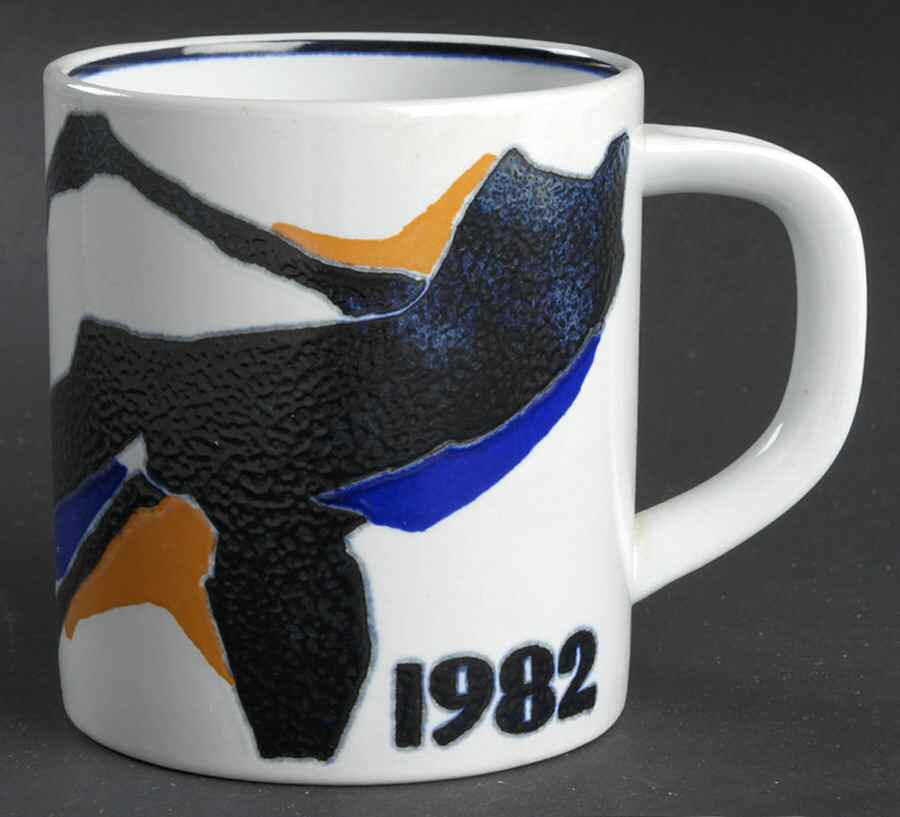 Annual Mug-Large 1982 - With Box by Royal Copenhagen-1