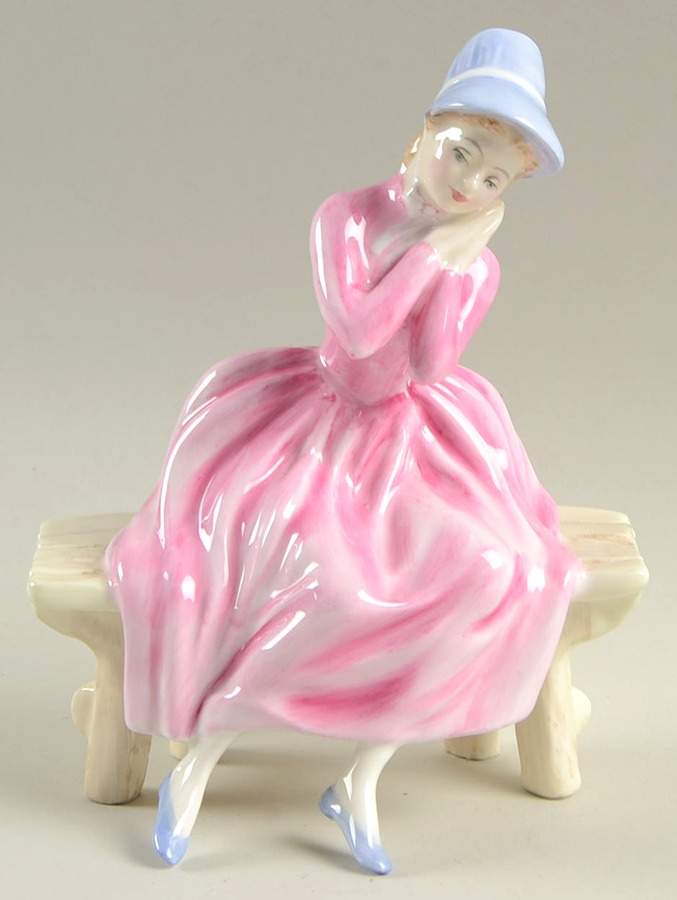 Royal Doulton Figurine Young Dreams - With Box Bx1825 by Royal Doulton-1