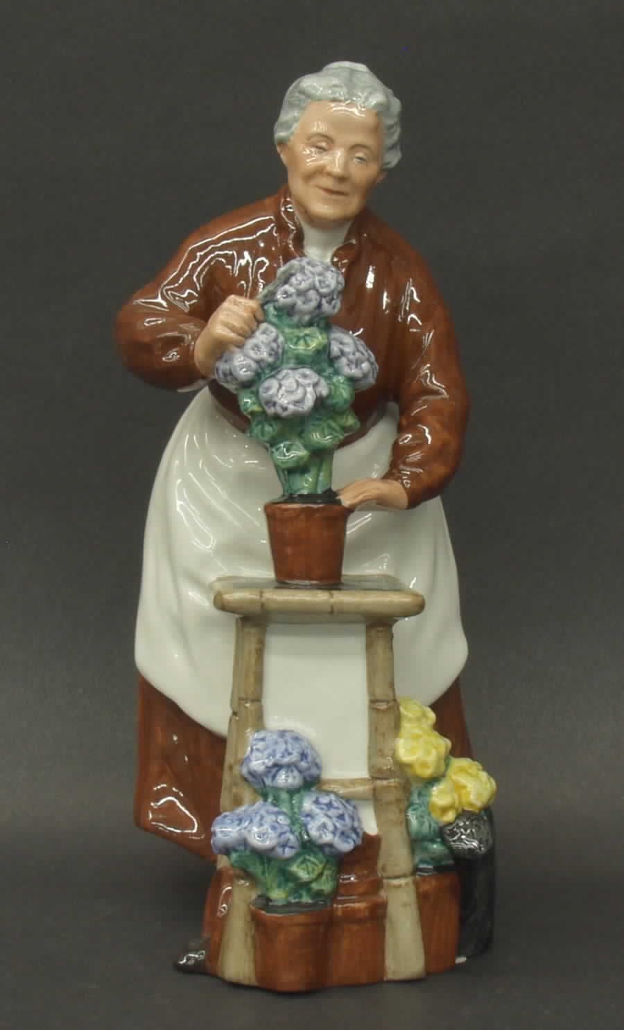 Golden Years Flora - No Box by Royal Doulton-1