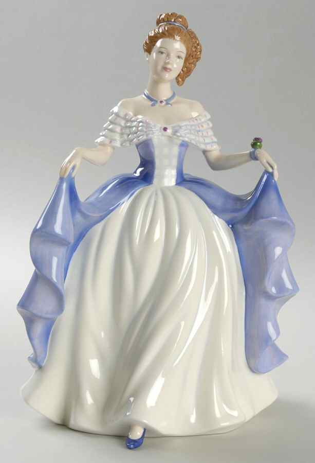 Nationalities Scottish Pride - Boxed by Royal Doulton-1