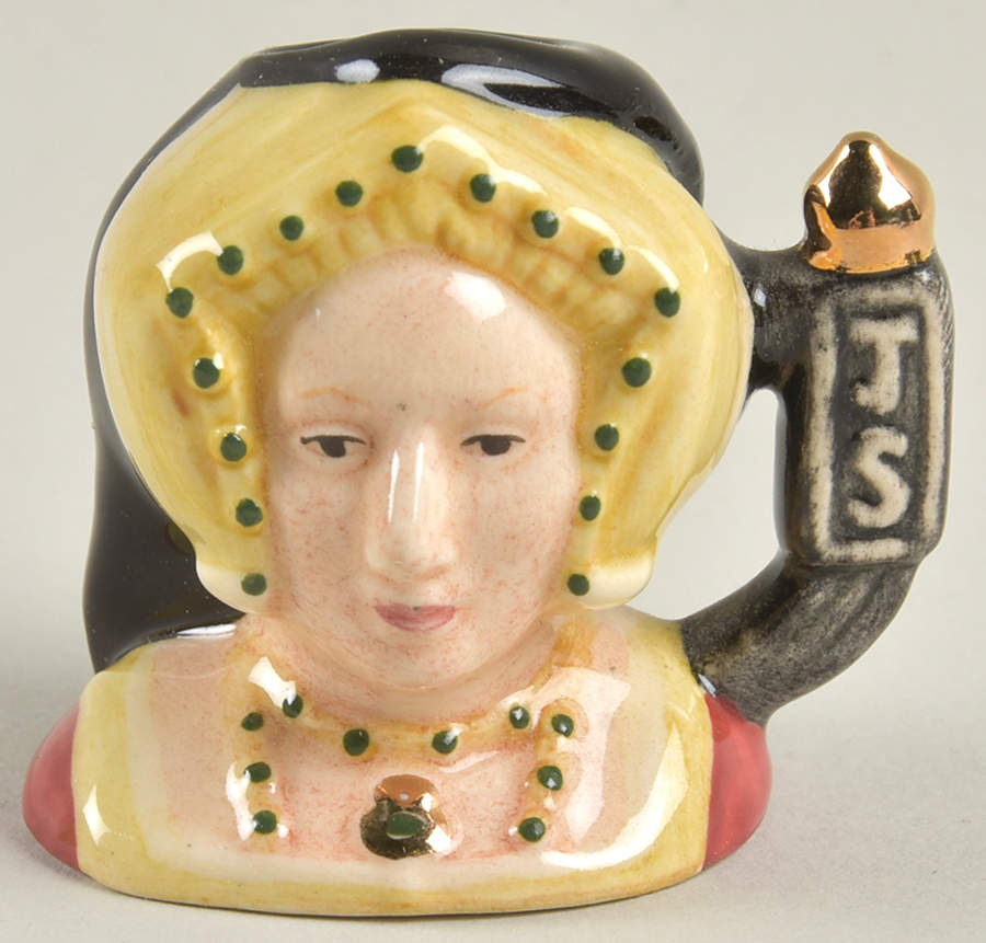 Character Jug Jane Seymour-Tiny - Nb1009, No Box by Royal Doulton-1