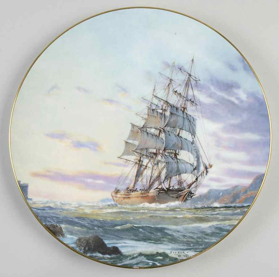 Log of The Dashing Wave Journey's End - No Box by Royal Doulton-1