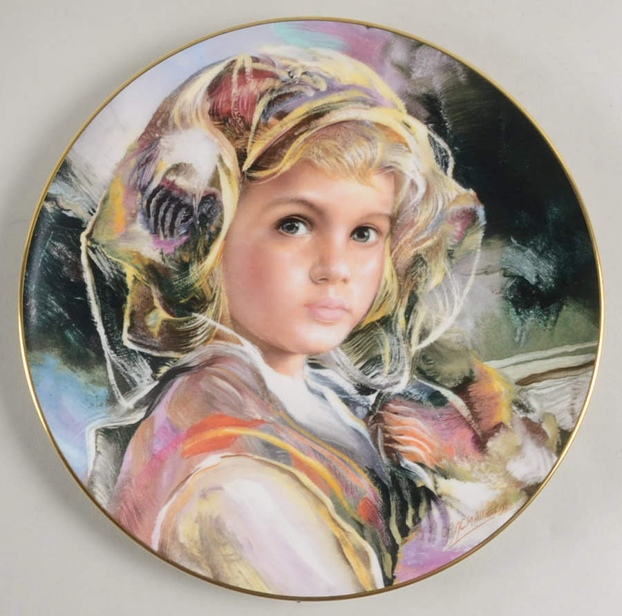Portraits of Innocence Juliana - Boxed by Royal Doulton-1