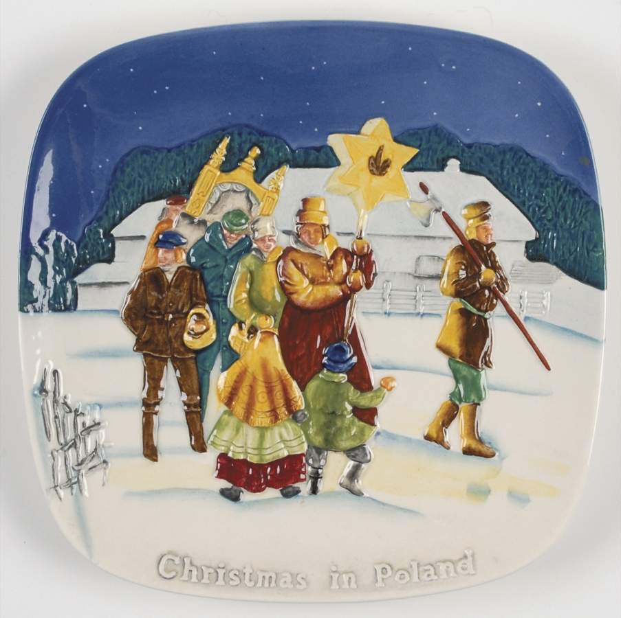 Beswick Christmas Around The World Christmas In Poland - Boxed by Royal Doulton-1